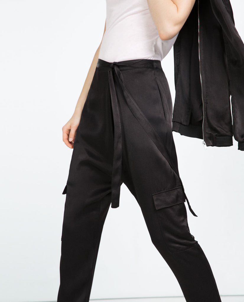 GLOSSY CARGO TROUSERS