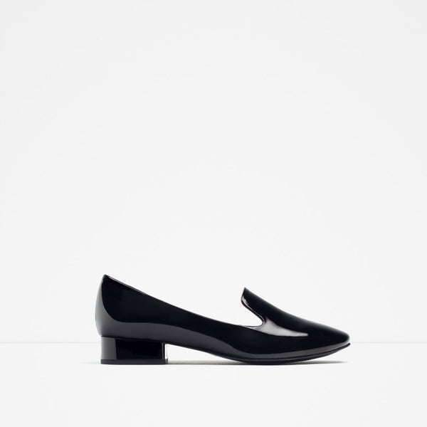 PATENT FINISH FLAT SHOES