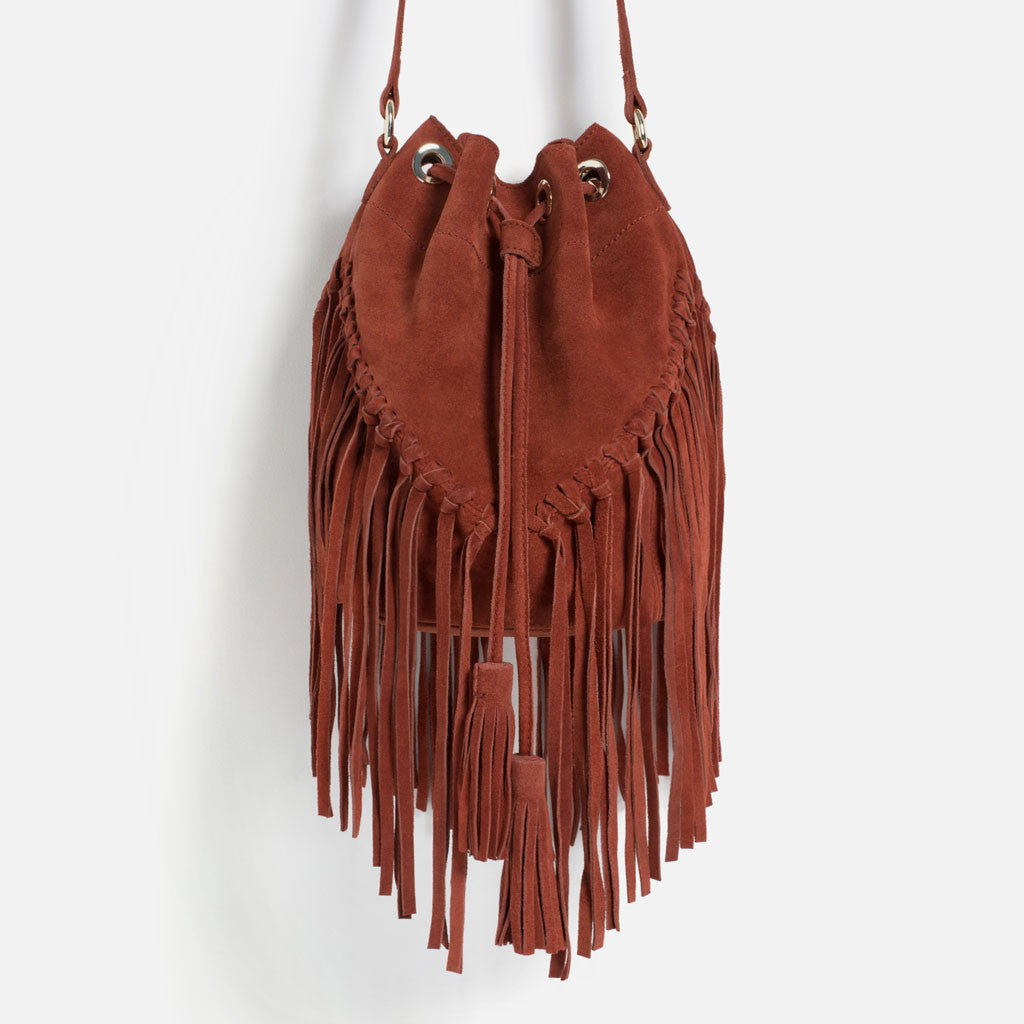 FRINGED LEATHER BUCKET BAG