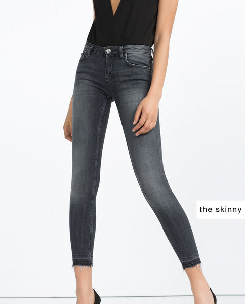 MID-RISE SKINNY JEANS