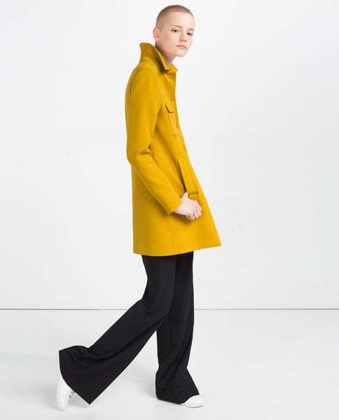 COAT WITH PETER PAN COLLAR